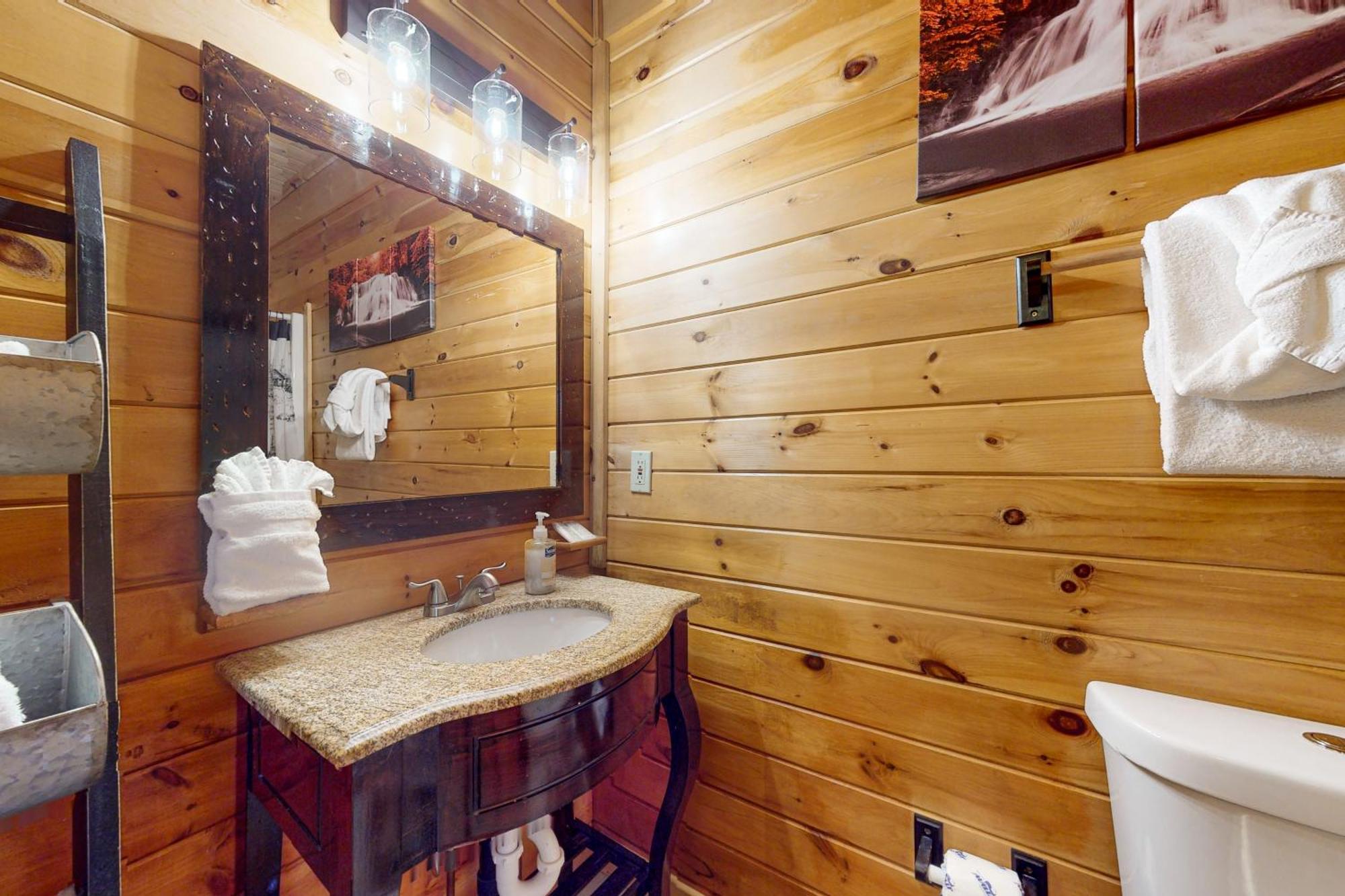 Bear Lake Cabin Villa เซอเวียร์วีล ภายนอก รูปภาพ