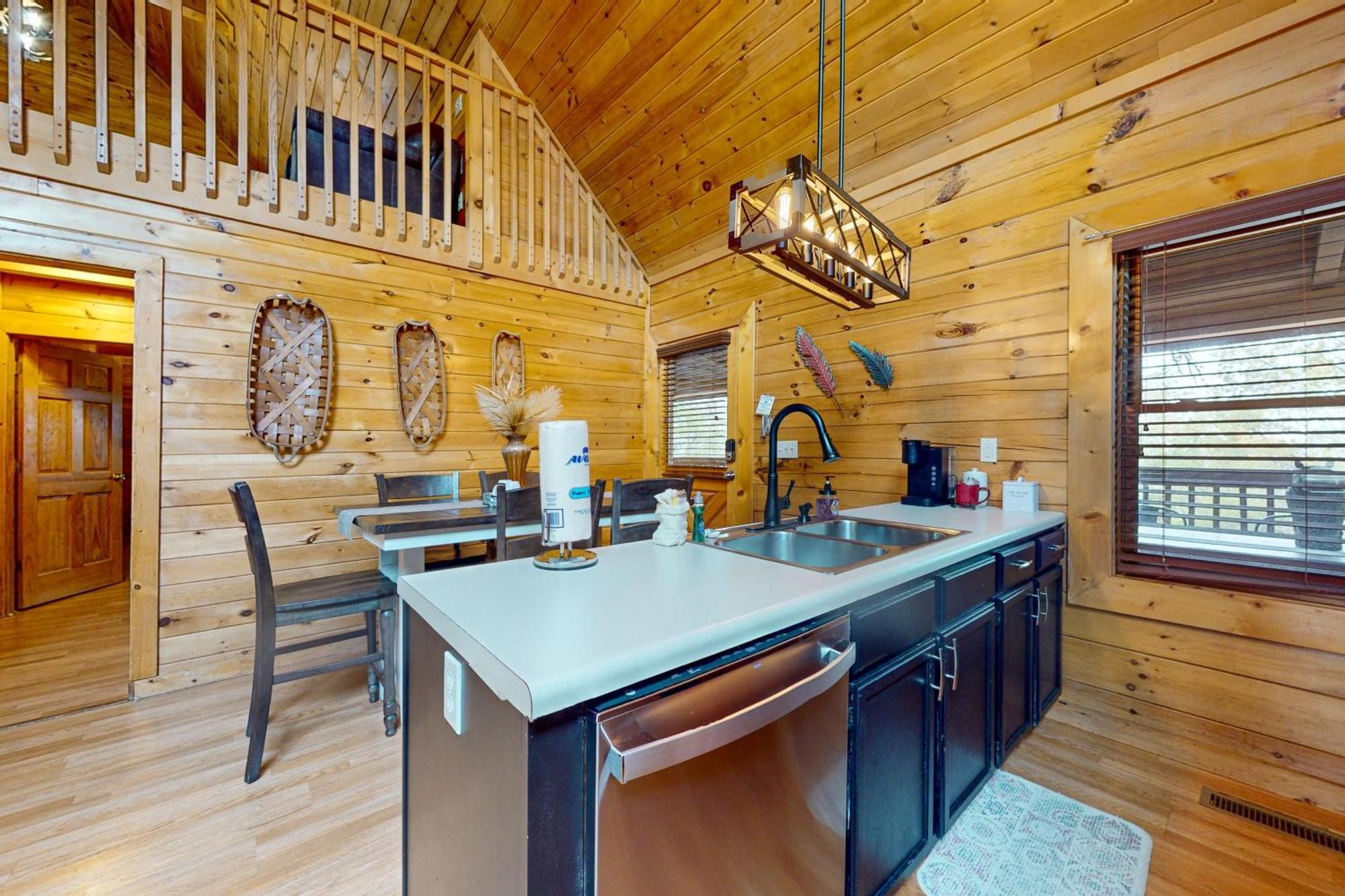 Bear Lake Cabin Villa เซอเวียร์วีล ภายนอก รูปภาพ