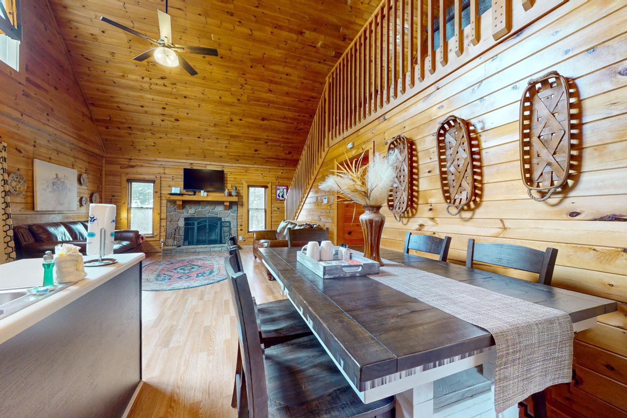 Bear Lake Cabin Villa เซอเวียร์วีล ภายนอก รูปภาพ